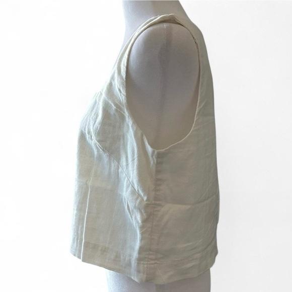 Linen Square Neck Crop Tank - Picture 5 of 9